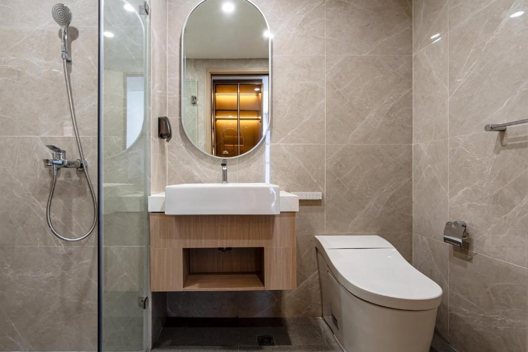 Photo of Bathroom in District 9