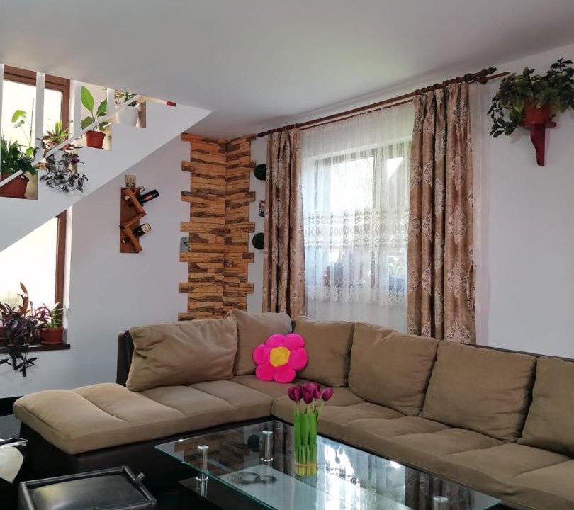 Photo of Livingroom in Garda de Sus