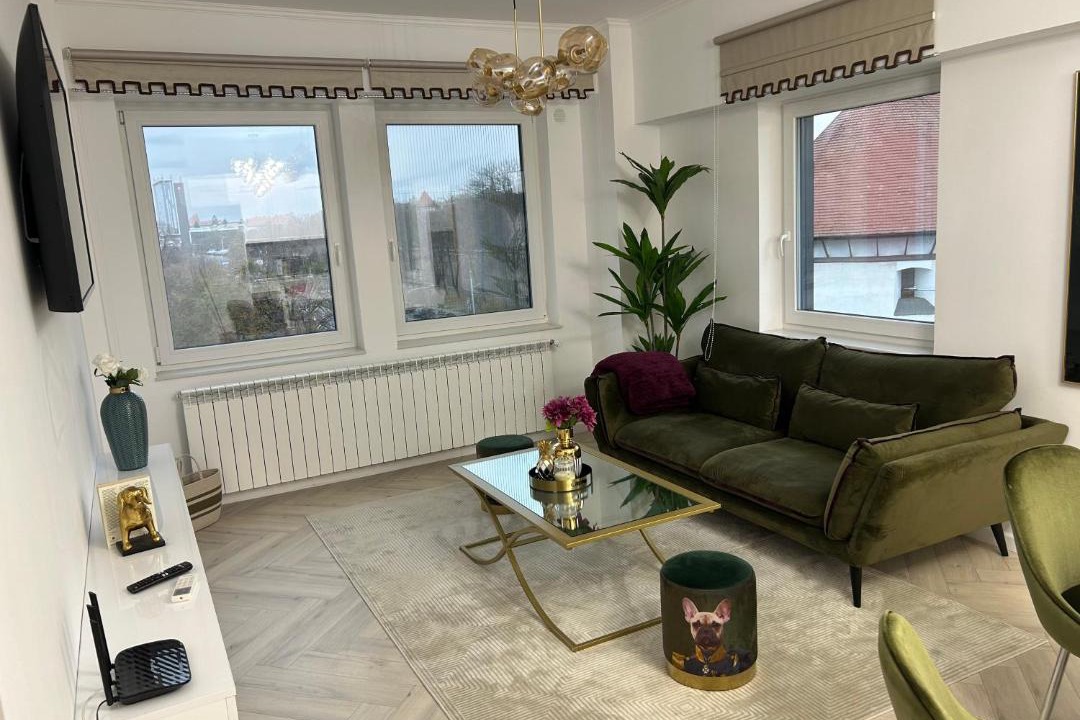 Photo of Livingroom in Center