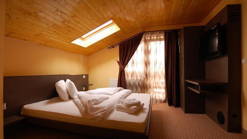 Photo of Bedroom in Lupeni