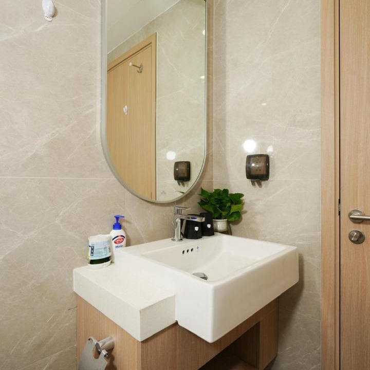 Photo of Bathroom in District 9