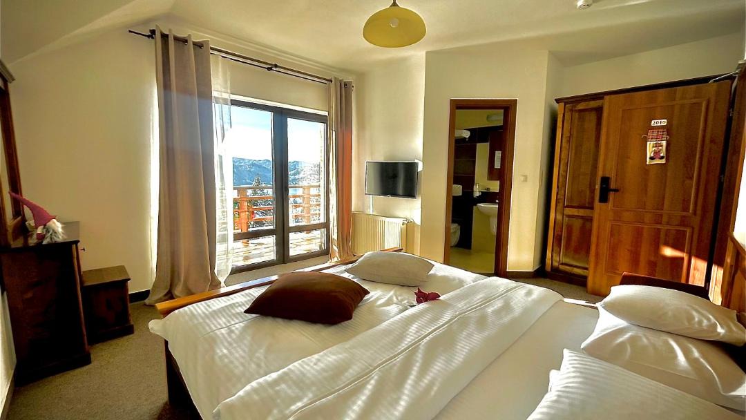 Photo of Bedroom in Colibita