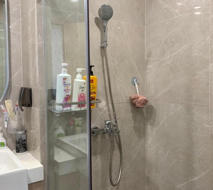 Photo of Bathroom in District 9