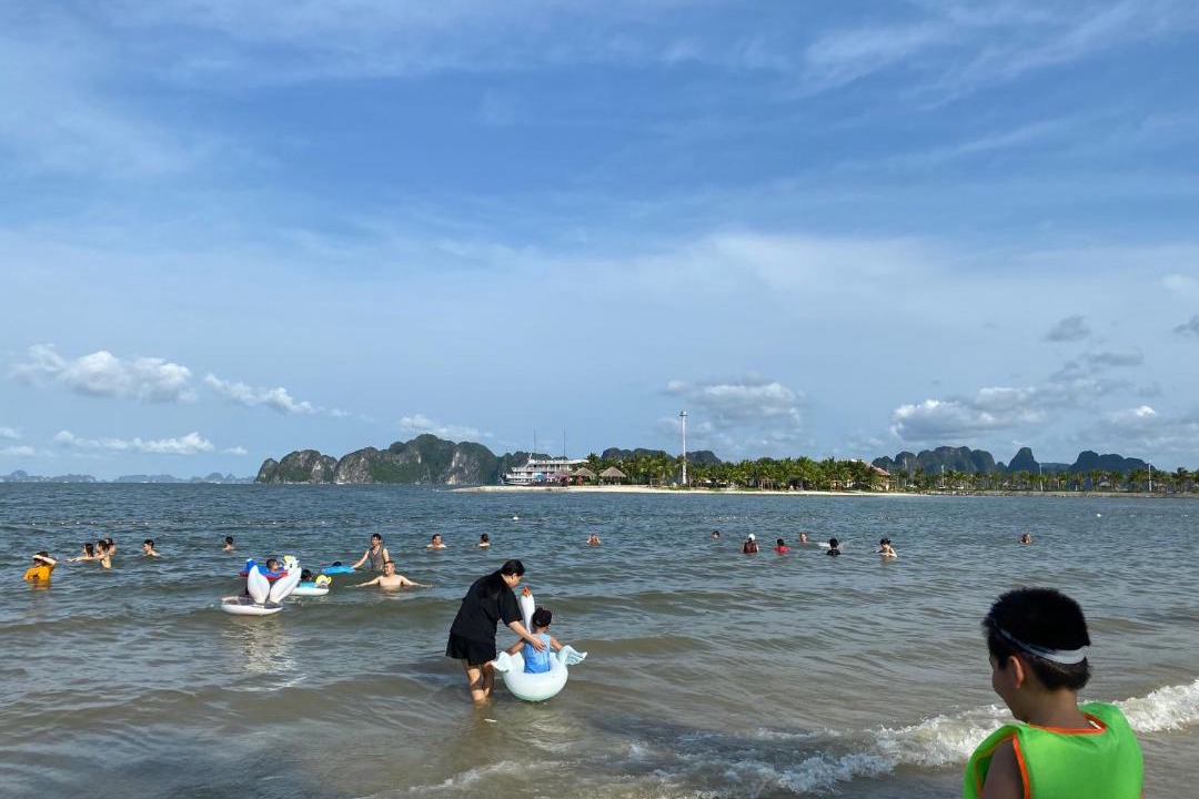 Photo of Others in Ha Long