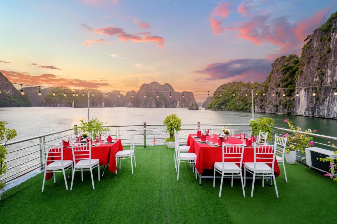 Photo of Patio Balcony in Cat Ba