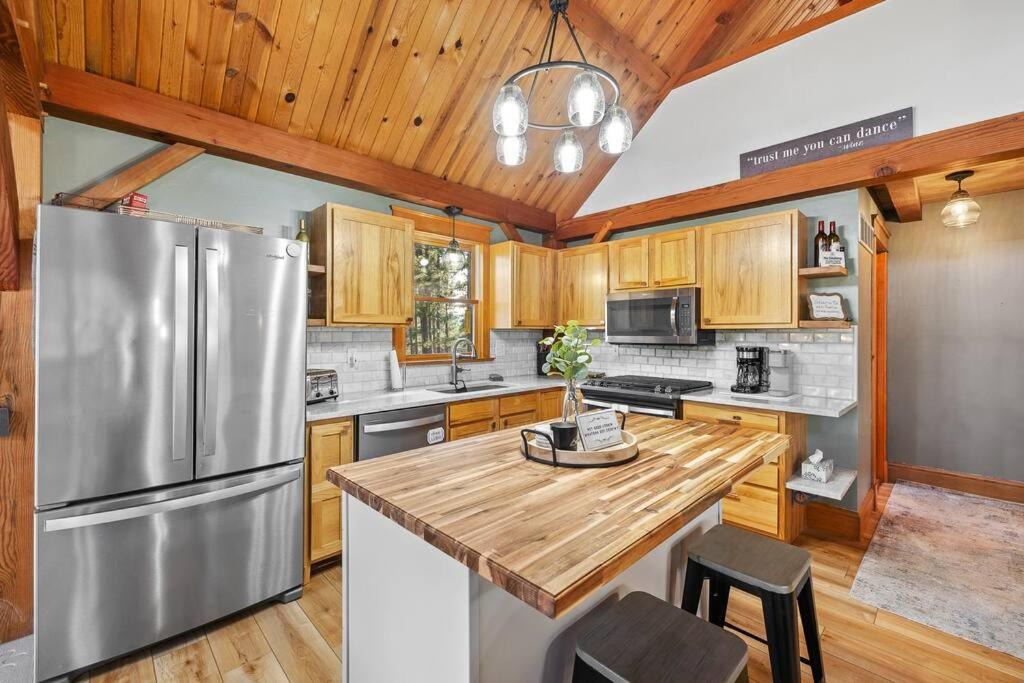 Photo of Kitchen in Rimrock