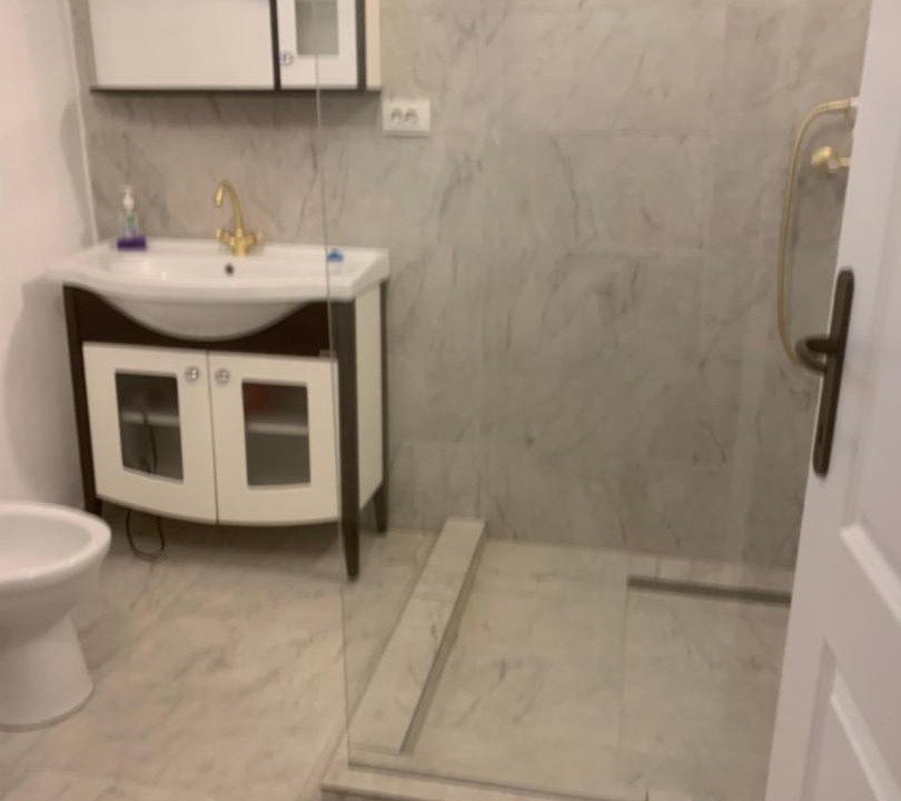 Photo of Bathroom in Medias