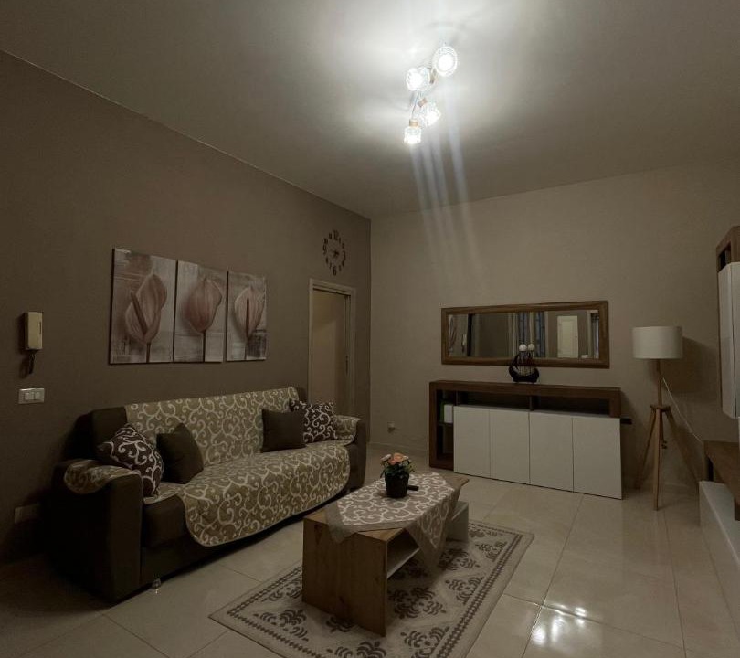 Photo of Livingroom in Secondigliano