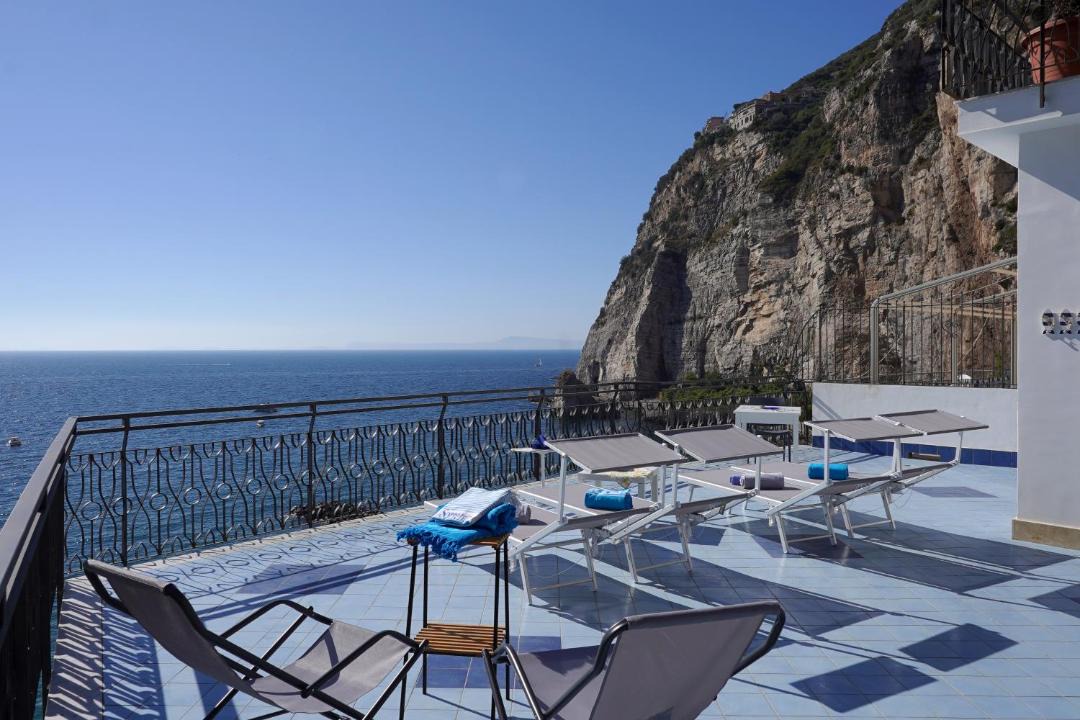 Photo of Patio Balcony in Meta