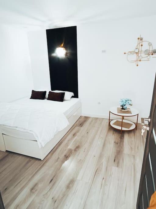 Photo of Bedroom in Orastie