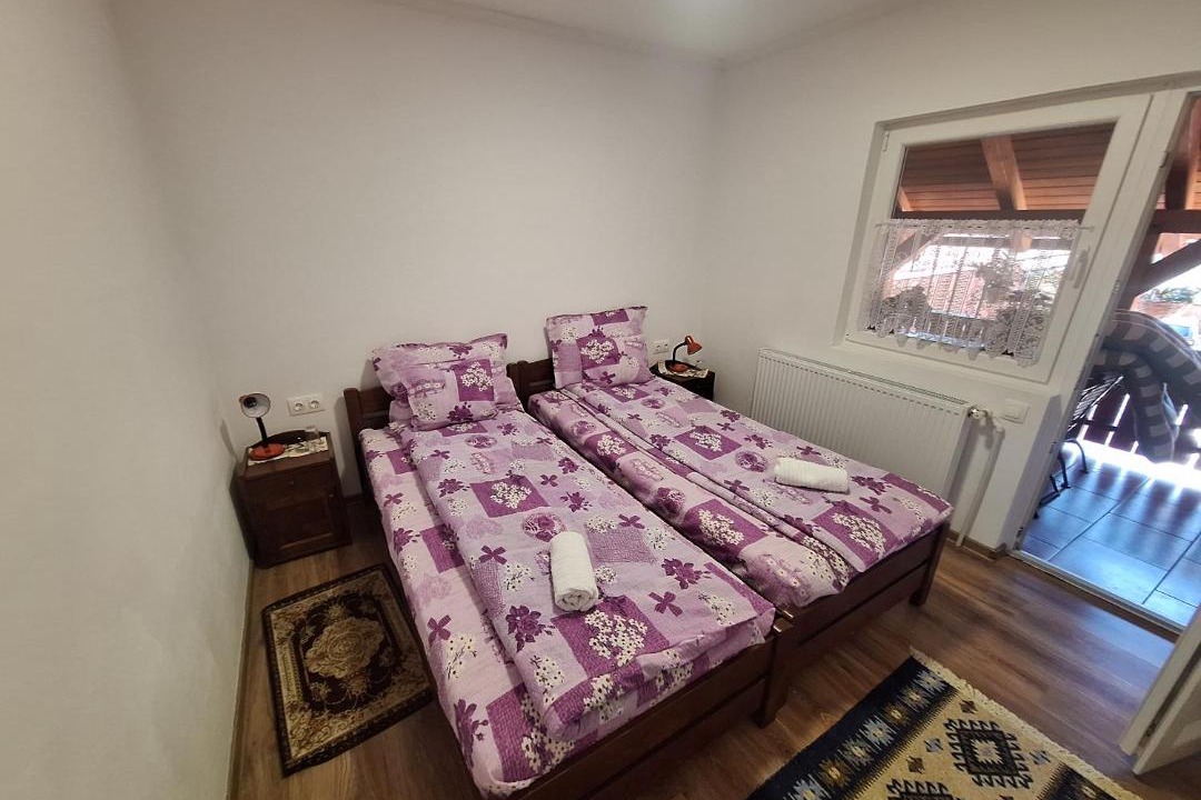 Photo of Bedroom in Lupeni
