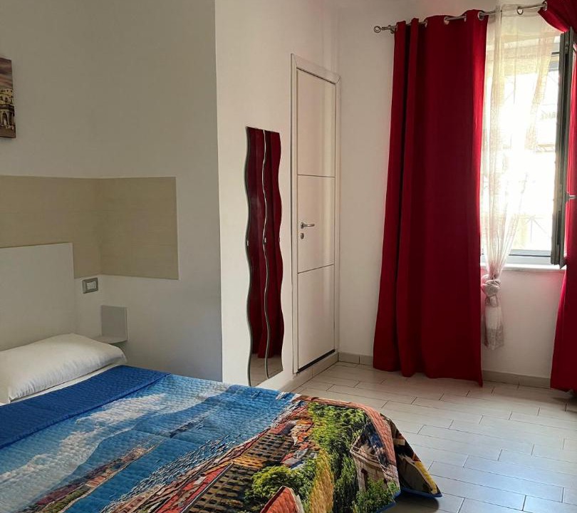 Photo of Bedroom in Portici