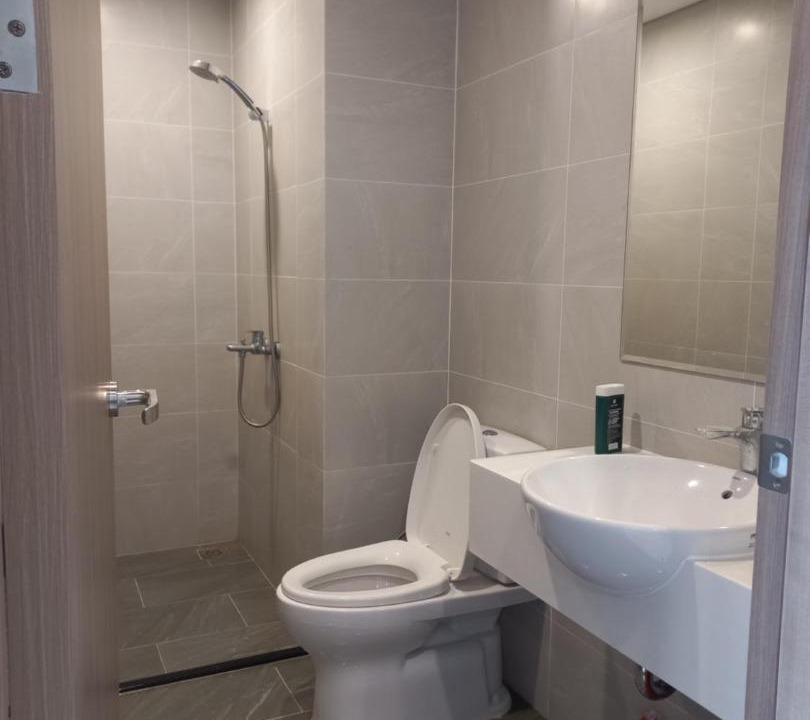 Photo of Bathroom in District 9