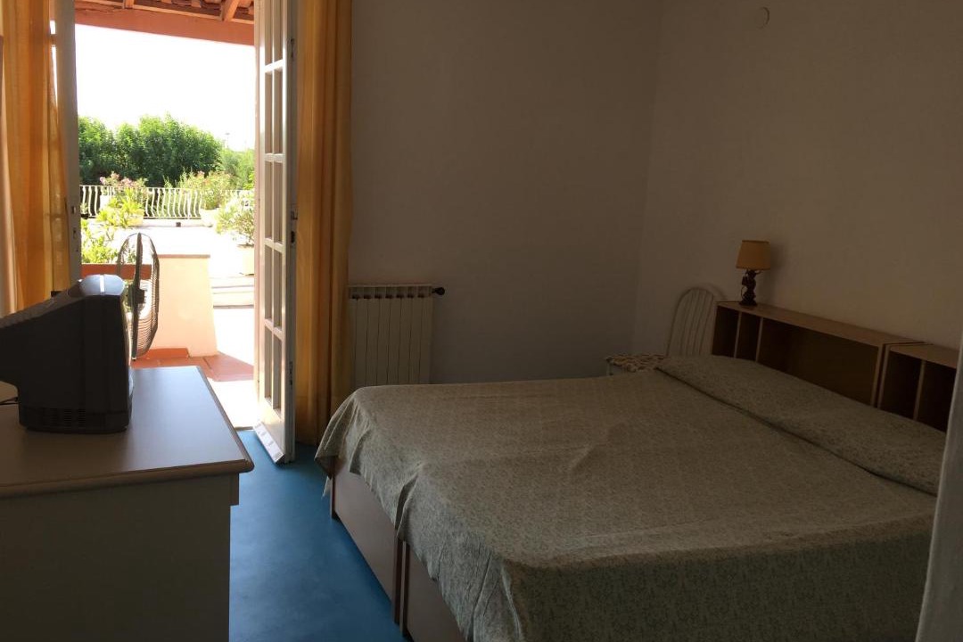 Photo of Bedroom in Forio