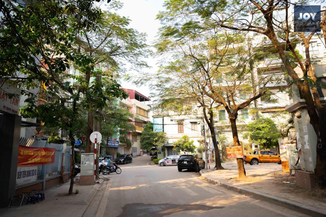 Photo of Others in Nhat Tan