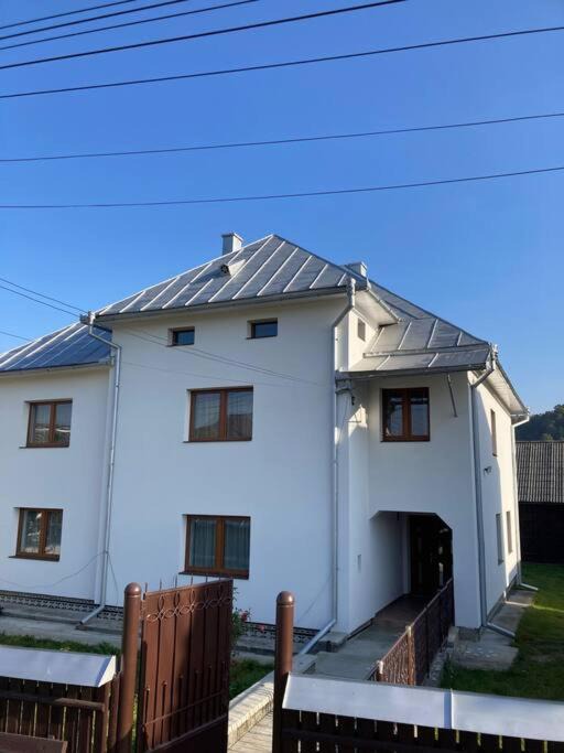 Photo of Buildings in Nanesti