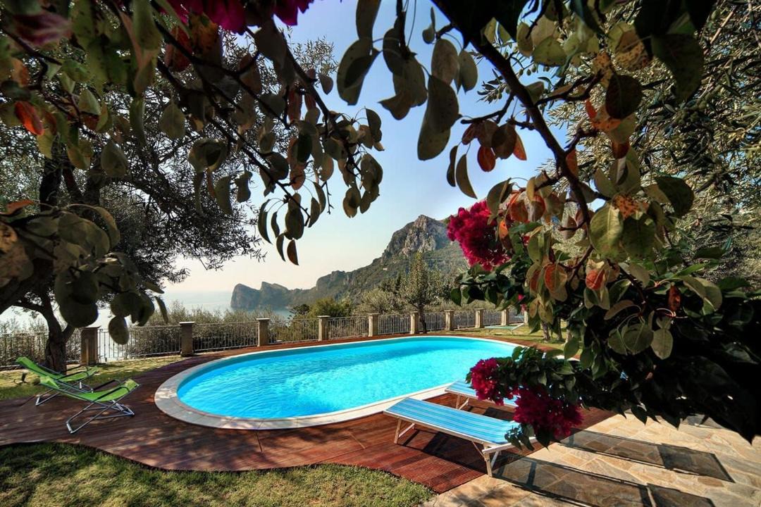 Photo of Outdoor in Sirenuse