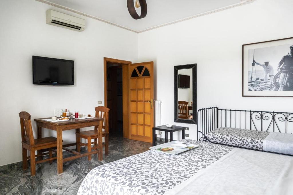 Photo of Bedroom in San Marco di Castellabate