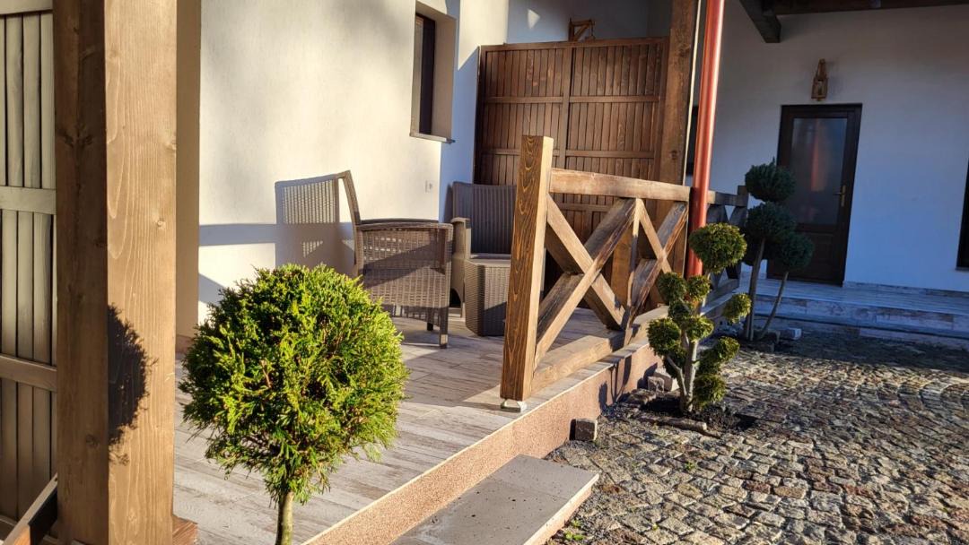 Photo of Patio Balcony in Racos