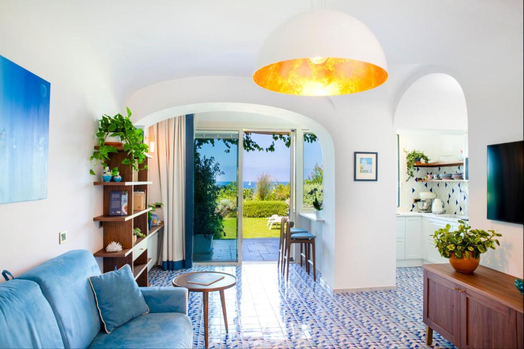 Photo of Livingroom in Forio