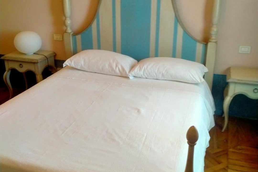 Photo of Bedroom in Mondragone