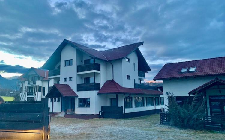 Photo of Buildings in Tohanu Nou