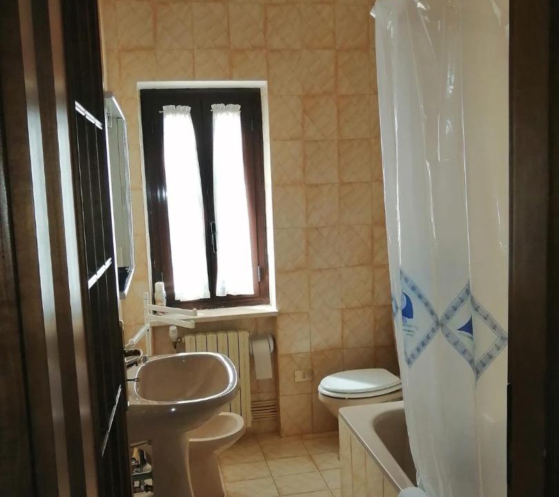 Photo of Others in Sapri