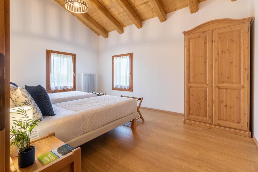 Photo of Bedroom in Marcon