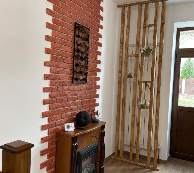 Photo of Livingroom in Center