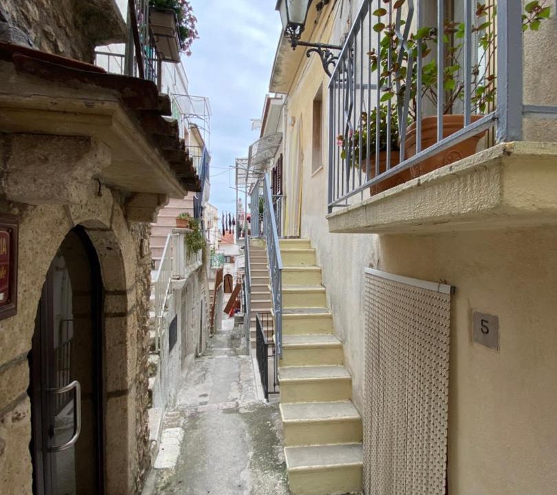 Photo of Others in Ischitella