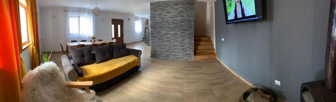 Photo of Livingroom in Cartisoara