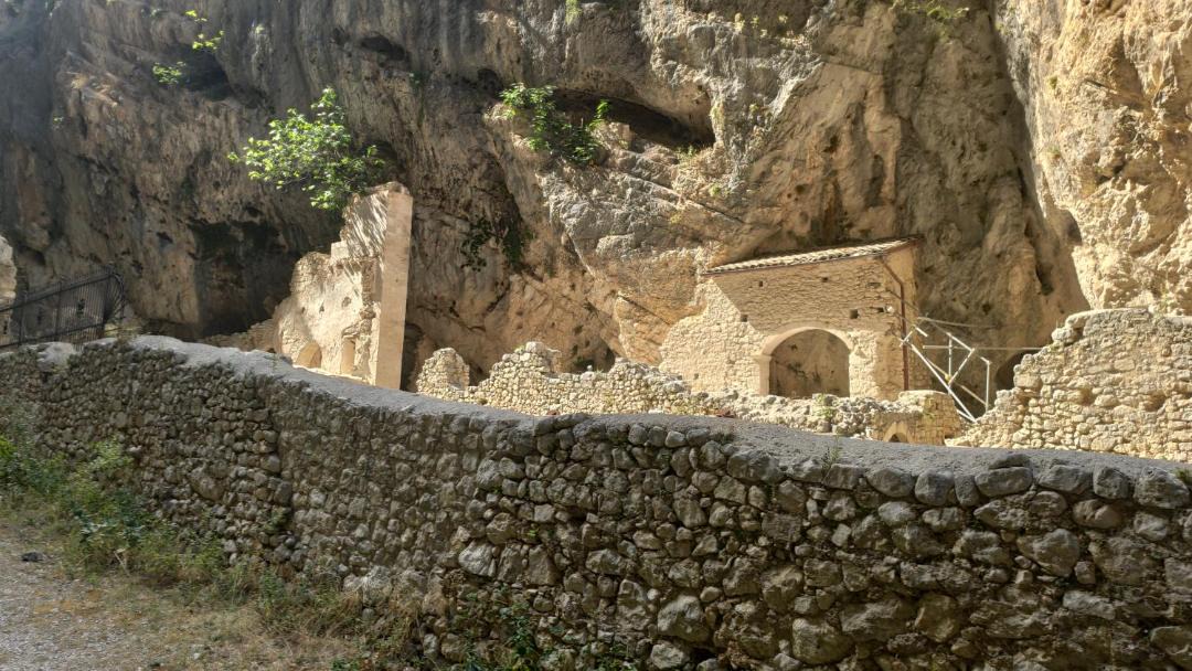 Photo of Buildings in Fara San Martino