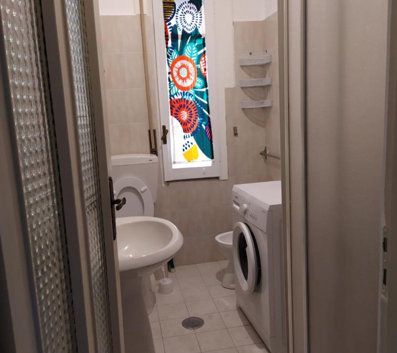 Photo of Bathroom in Historical Downtown Salerno