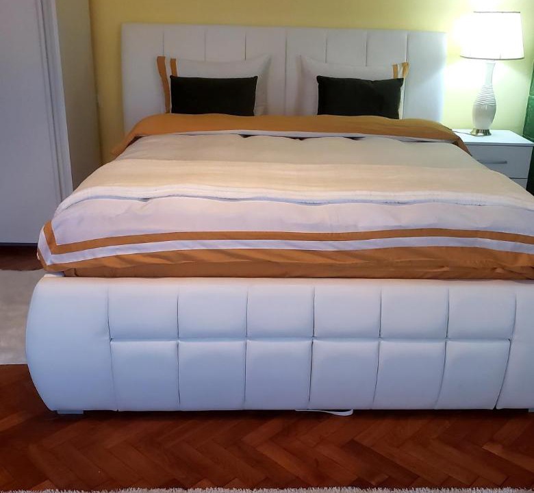 Photo of Bedroom in Center