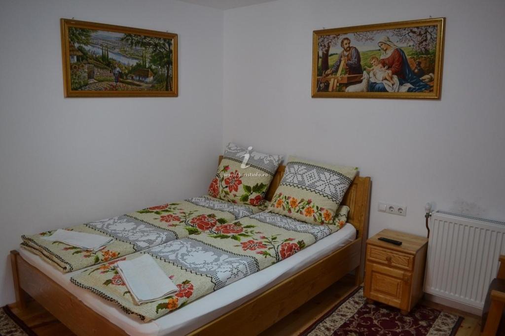 Photo of Bedroom in Viseu de Sus