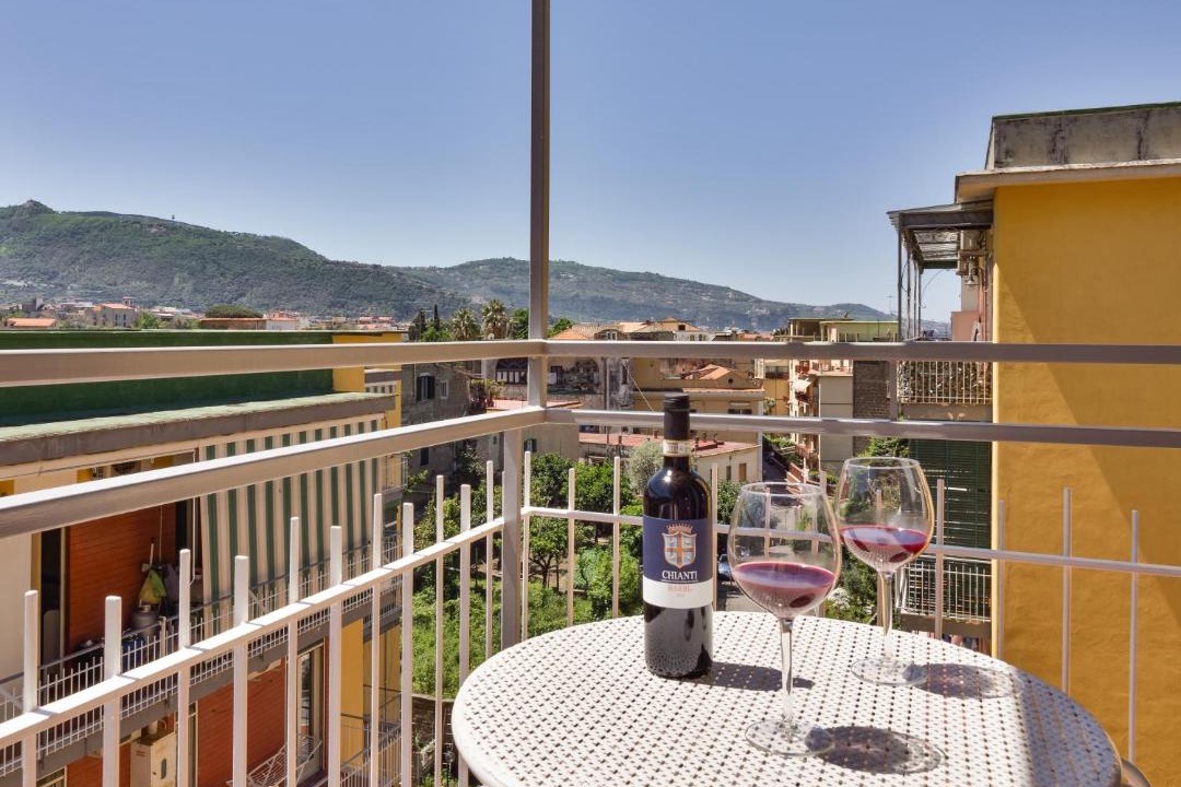 Photo of Patio Balcony in Meta