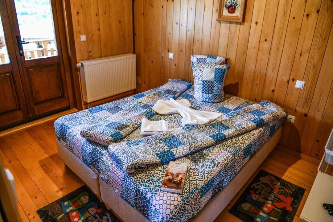 Photo of Bedroom in Beclean