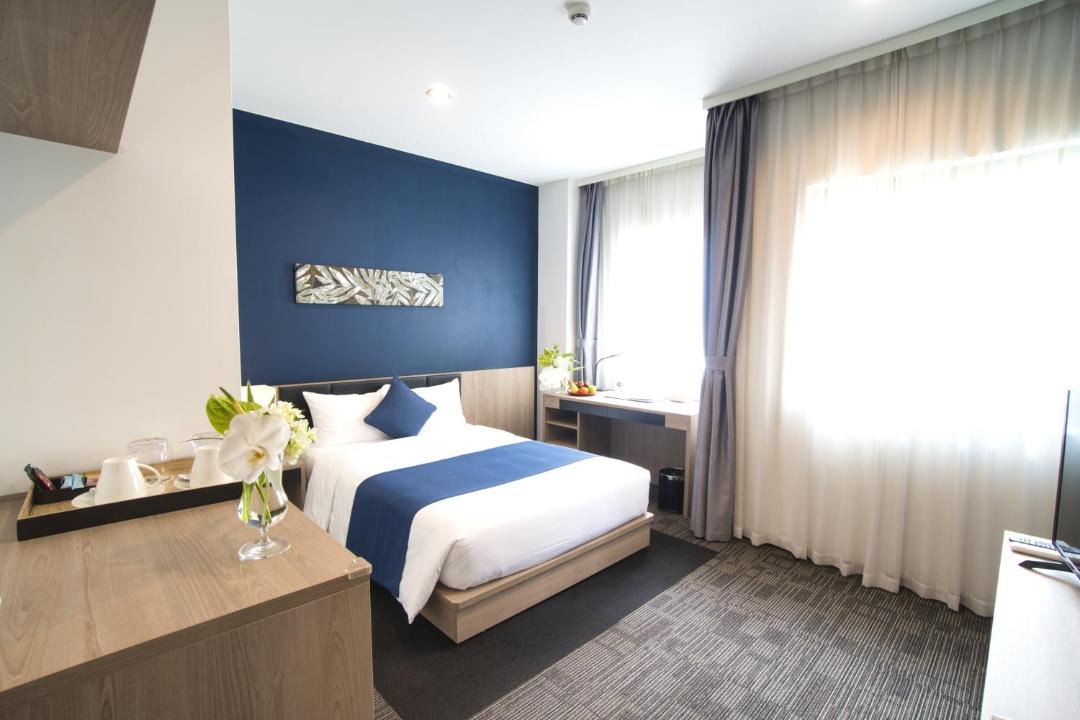 Photo of Bedroom in Trung Hoa Nhan Chinh