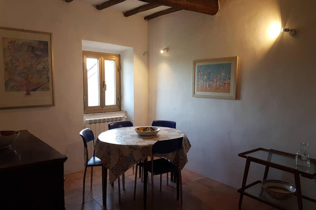 Photo of Livingroom in Lubriano