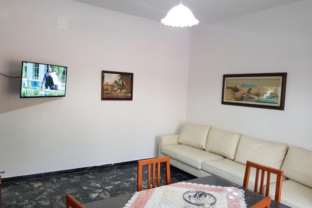 Photo of Livingroom in Bacoli
