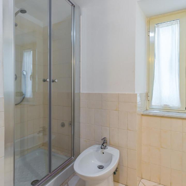 Photo of Bathroom in Naples City Centre