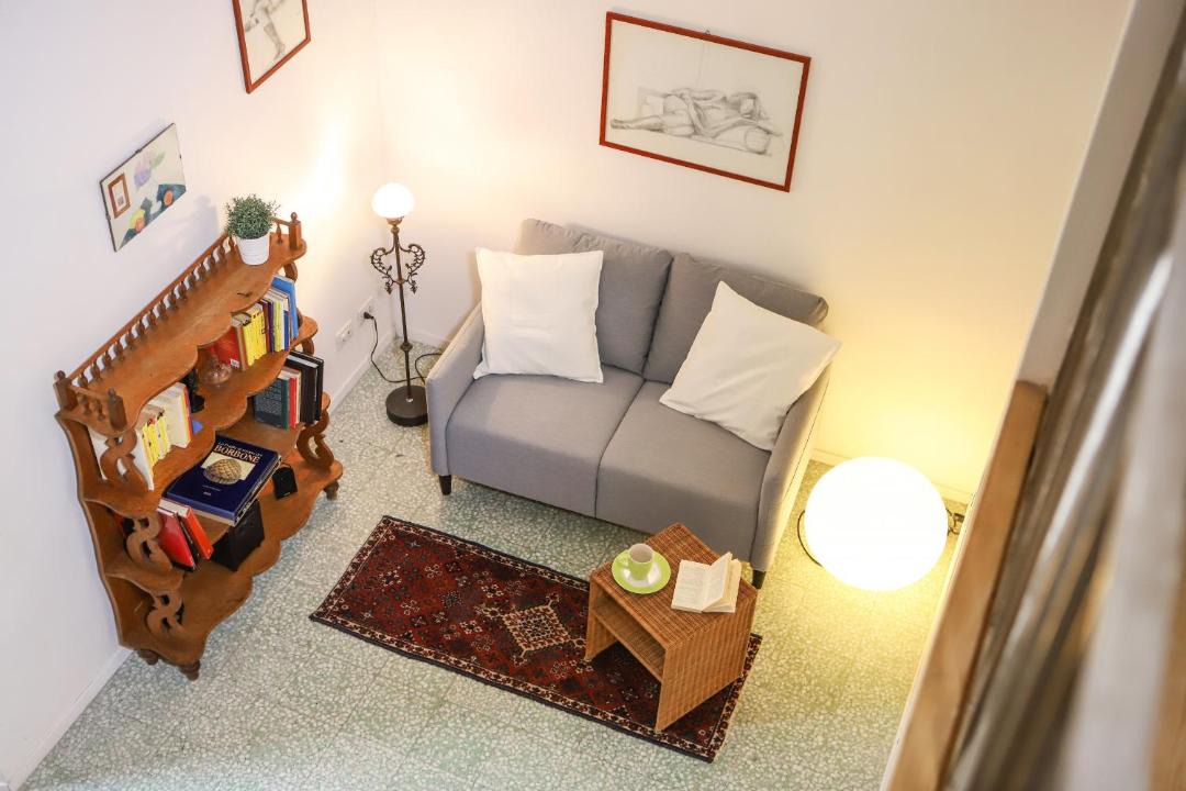 Photo of Livingroom in Naples City Centre