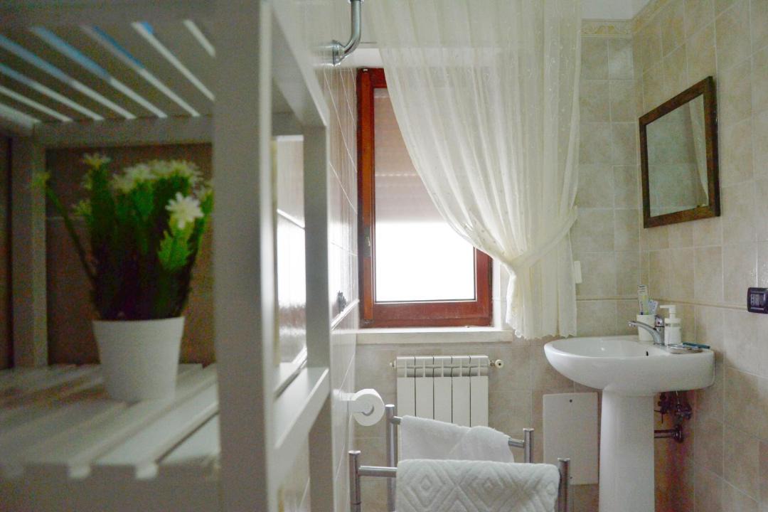Photo of Bathroom in Fuorigrotta