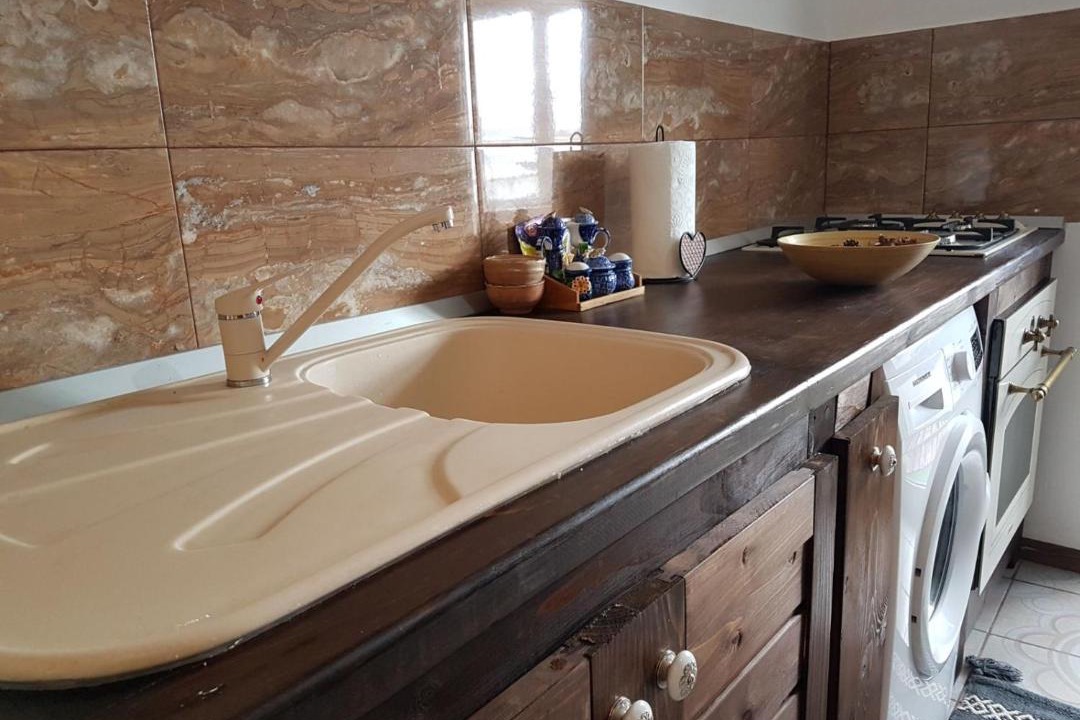 Photo of Kitchen in Lupeni