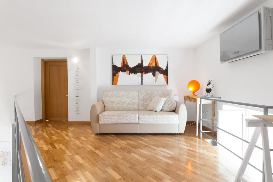 Photo of Livingroom in Naples City Centre