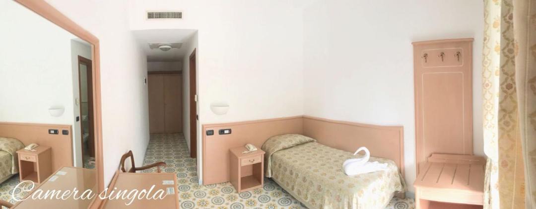 Photo of Bedroom in Ischia Porto