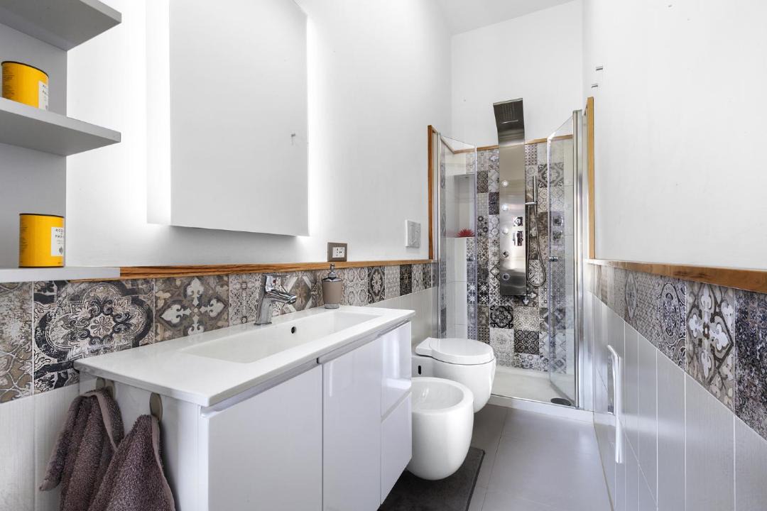 Photo of Bathroom in Sorrento City Centre