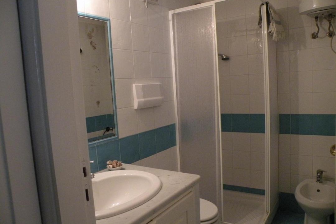 Photo of Bathroom in Meta