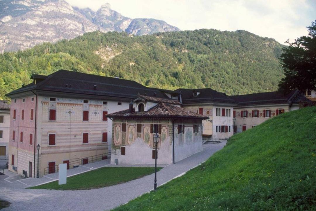 Photo of Others in Caralte