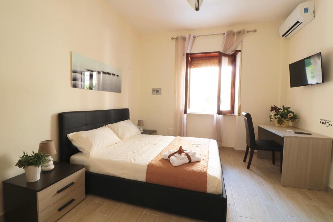 Photo of Bedroom in Portici